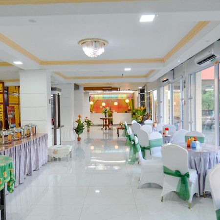 Oyo 2487 Sampurna Jaya Hotel Танджунг-Пінанг Екстер'єр фото