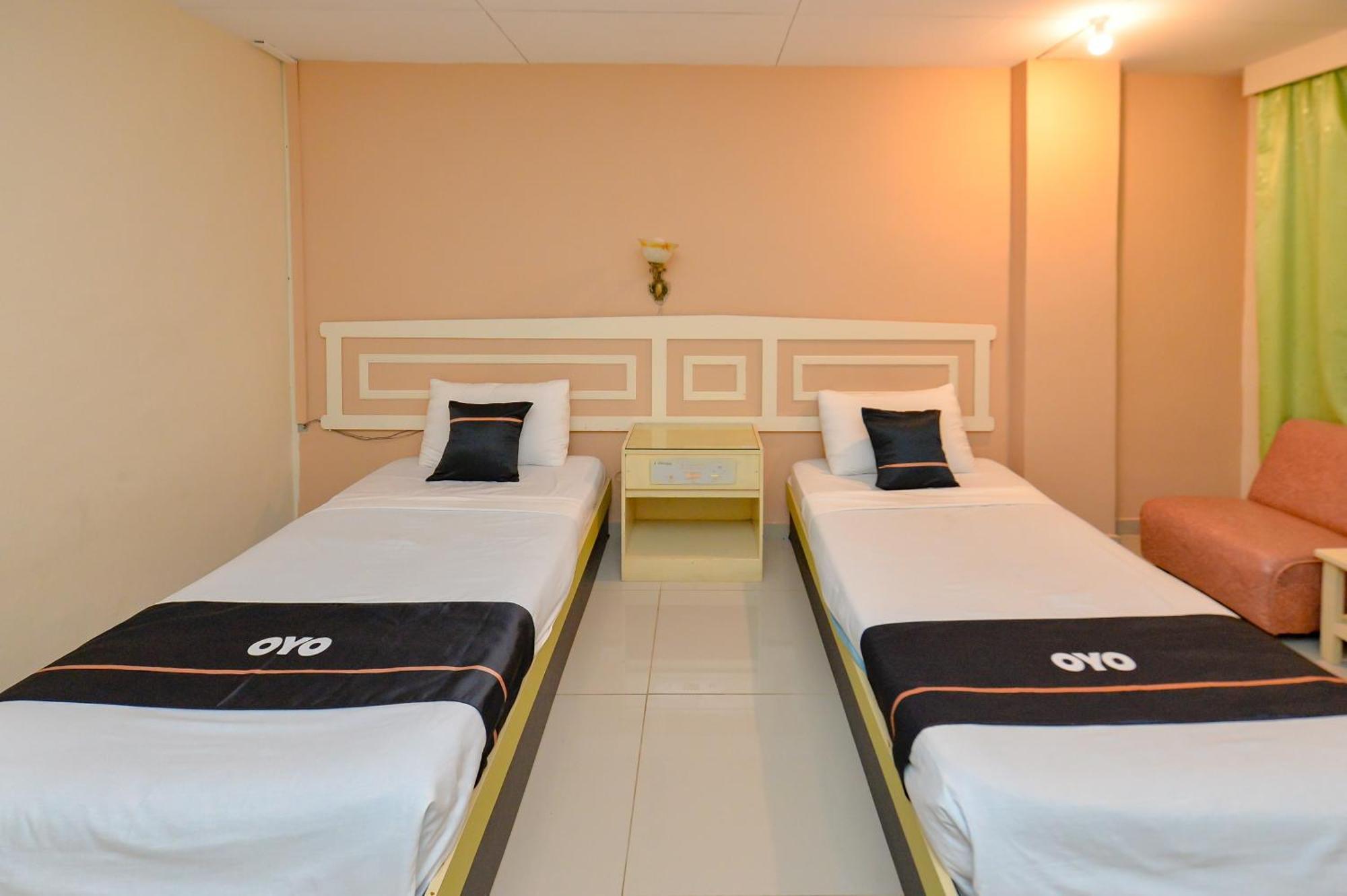 Oyo 2487 Sampurna Jaya Hotel Танджунг-Пінанг Екстер'єр фото