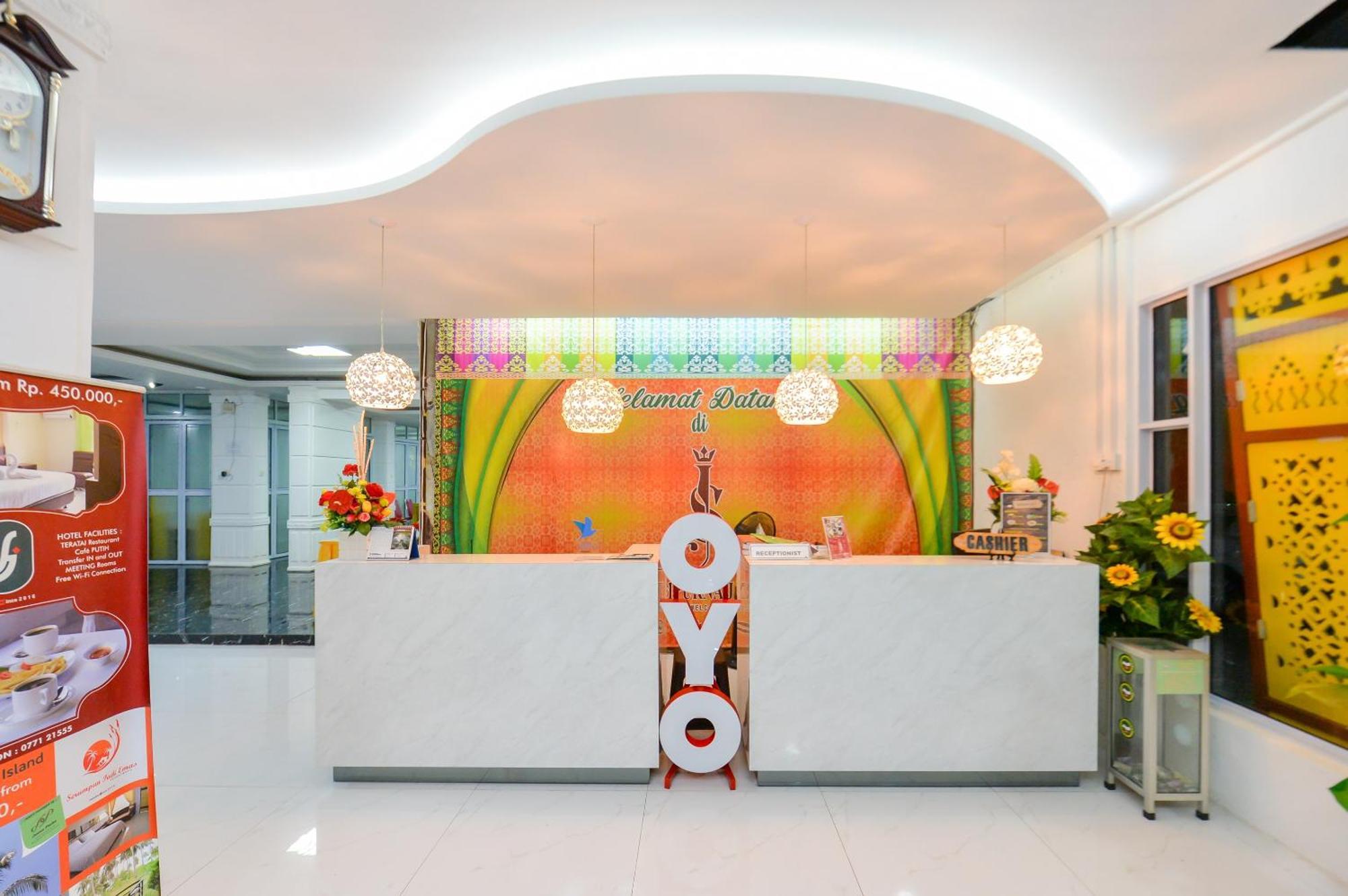 Oyo 2487 Sampurna Jaya Hotel Танджунг-Пінанг Екстер'єр фото