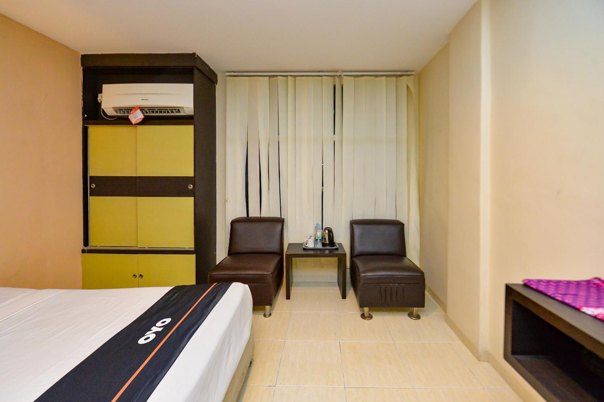 Oyo 2487 Sampurna Jaya Hotel Танджунг-Пінанг Екстер'єр фото