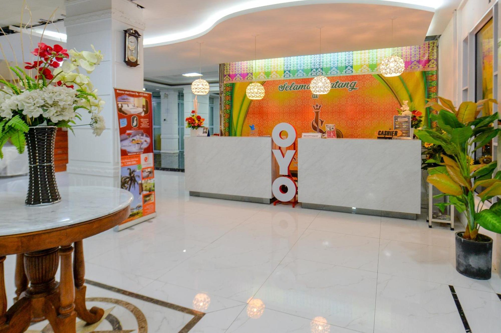 Oyo 2487 Sampurna Jaya Hotel Танджунг-Пінанг Екстер'єр фото